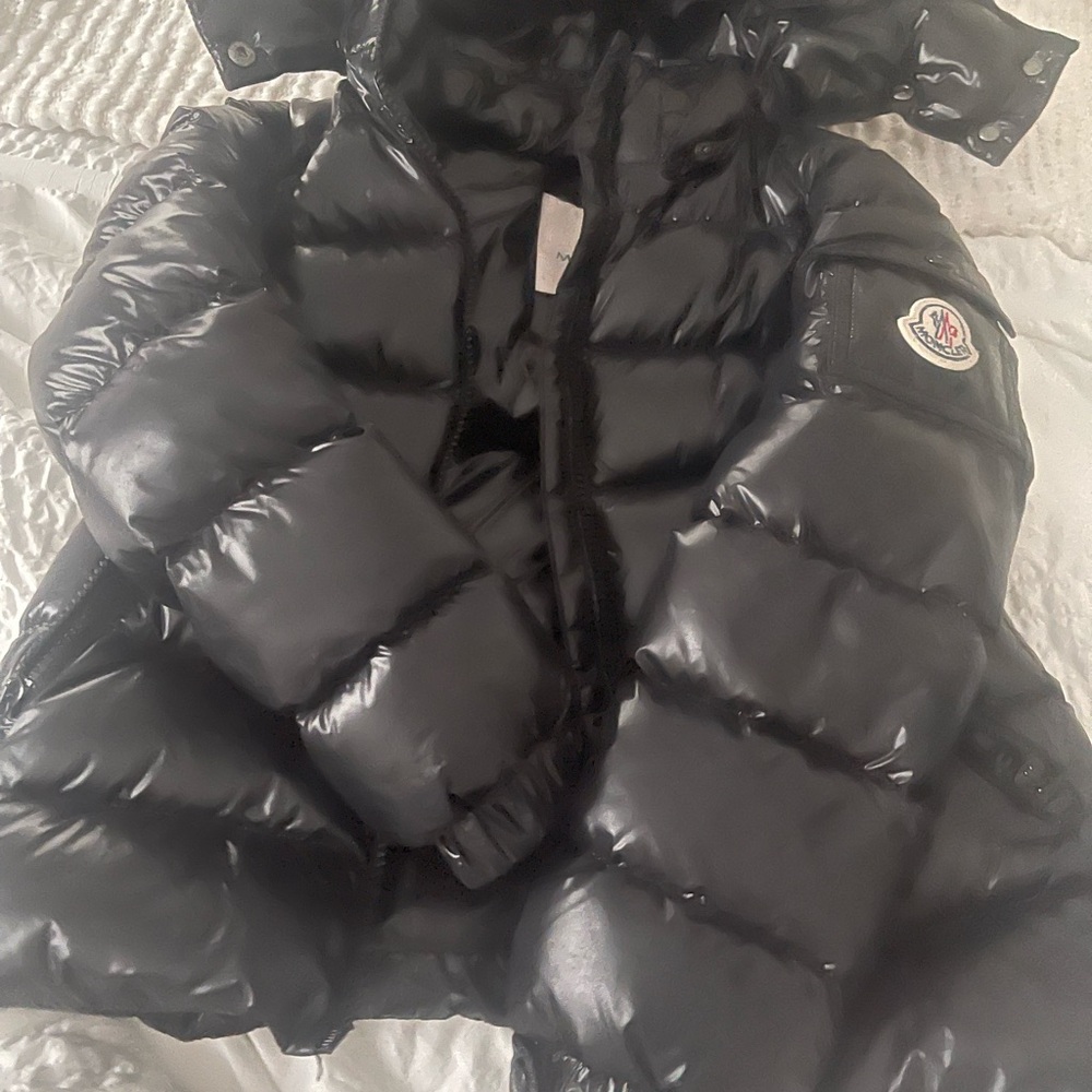 Size 8a kids moncler coat